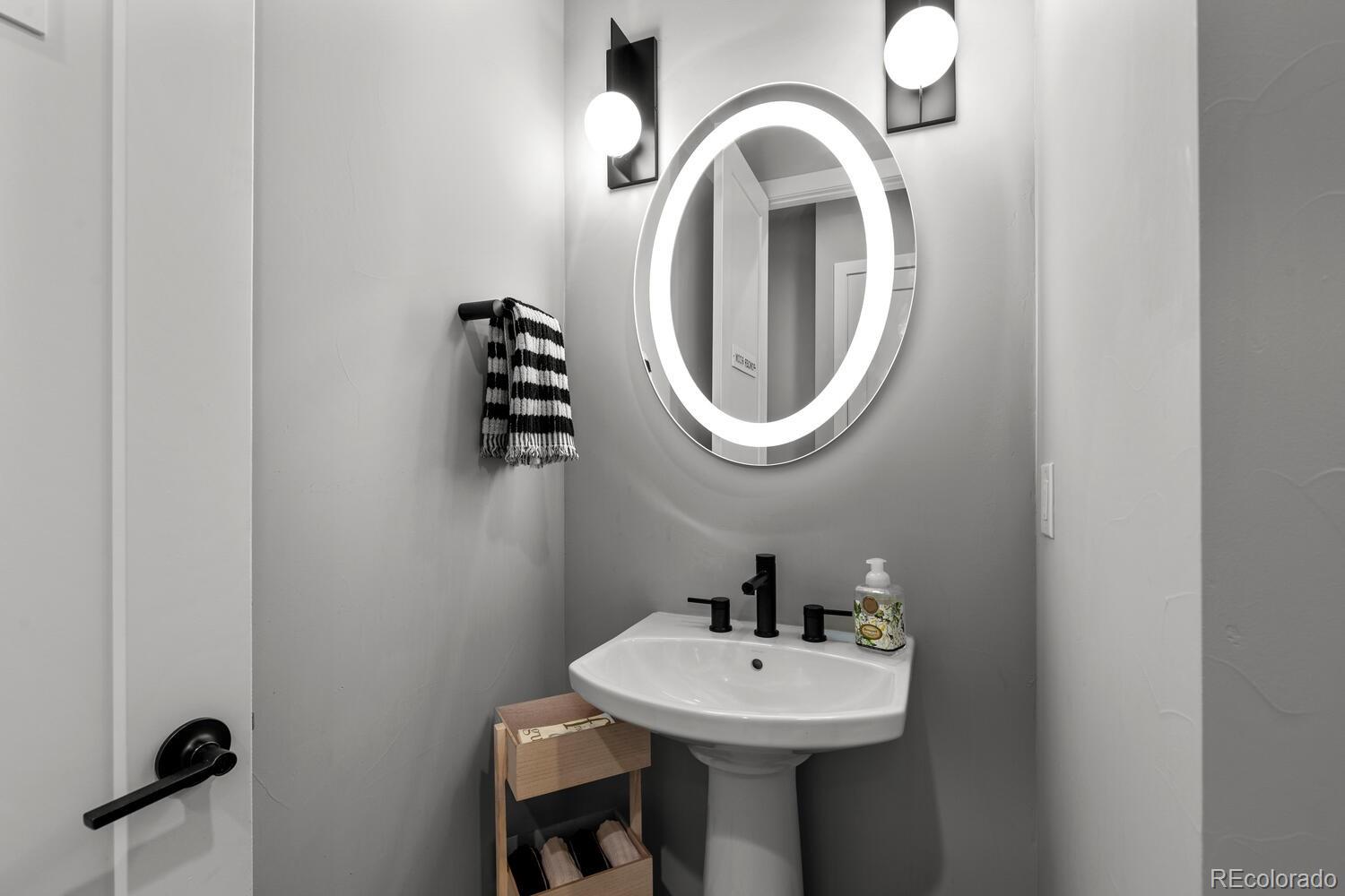 10869 Bluffside Drive