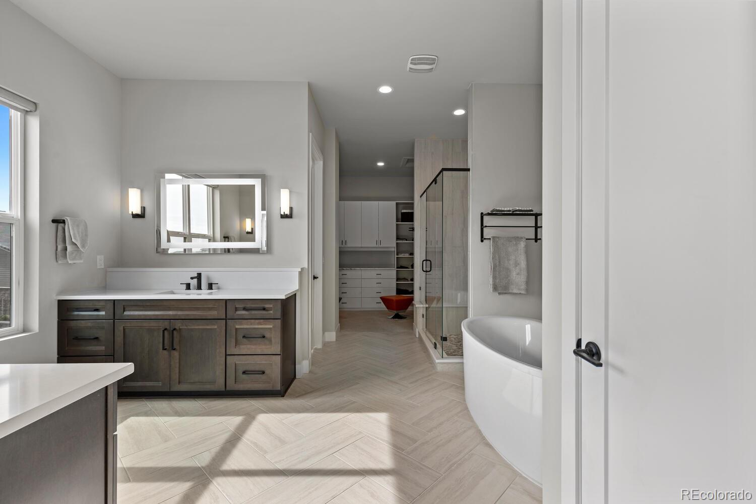 10869 Bluffside Drive