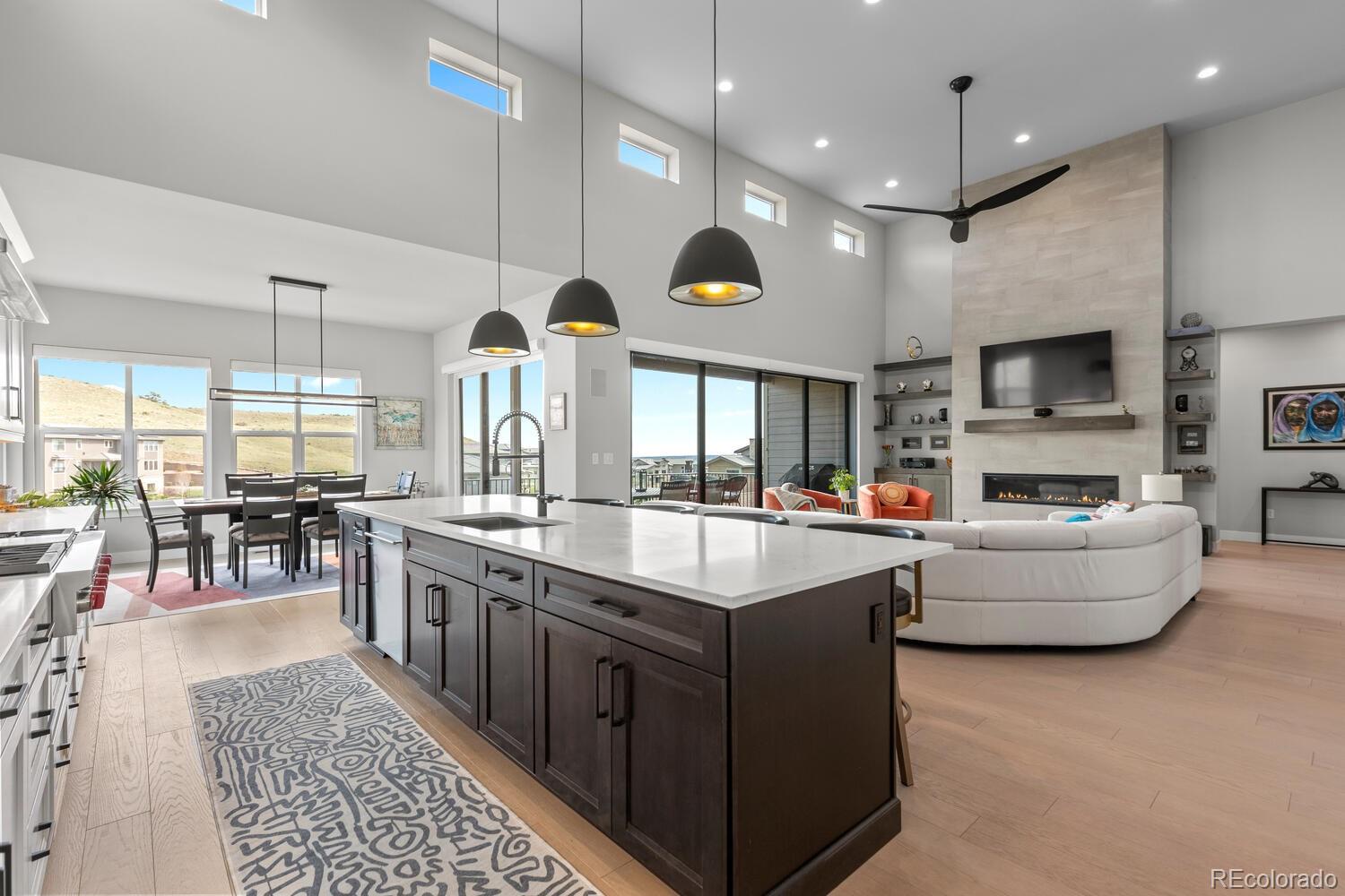 10869 Bluffside Drive