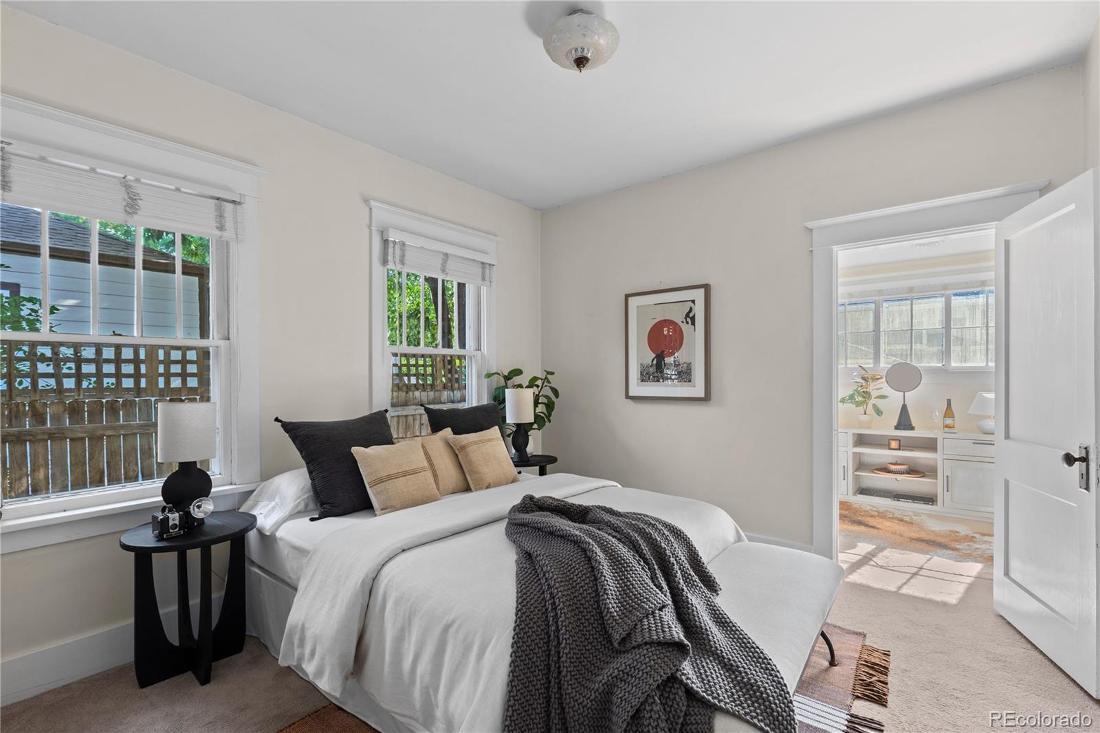 2042 S Humboldt Street