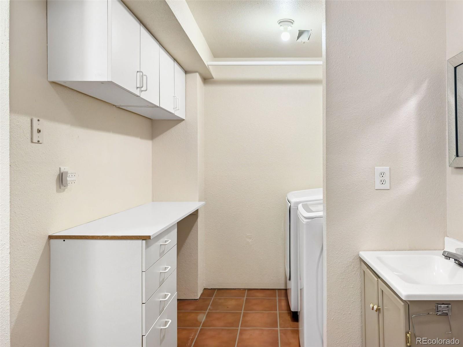 9741 Moss Rose Circle