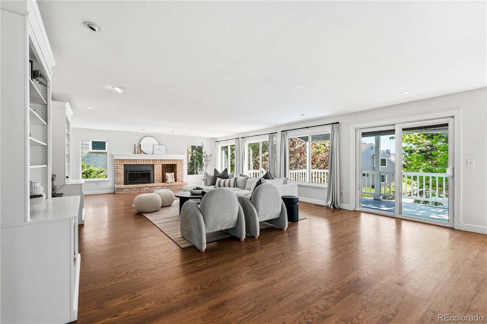 8927 Green Meadows Lane