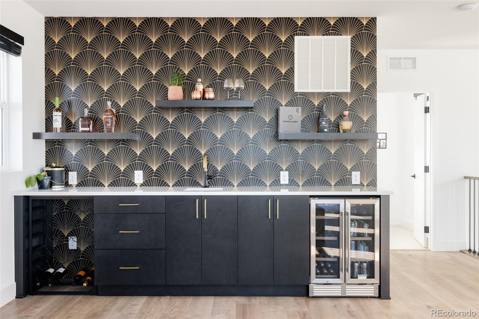 6202 N Galena Street