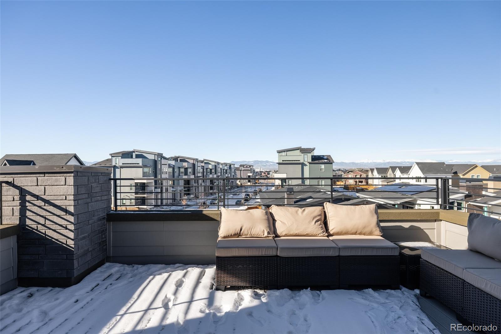 6202 N Galena Street