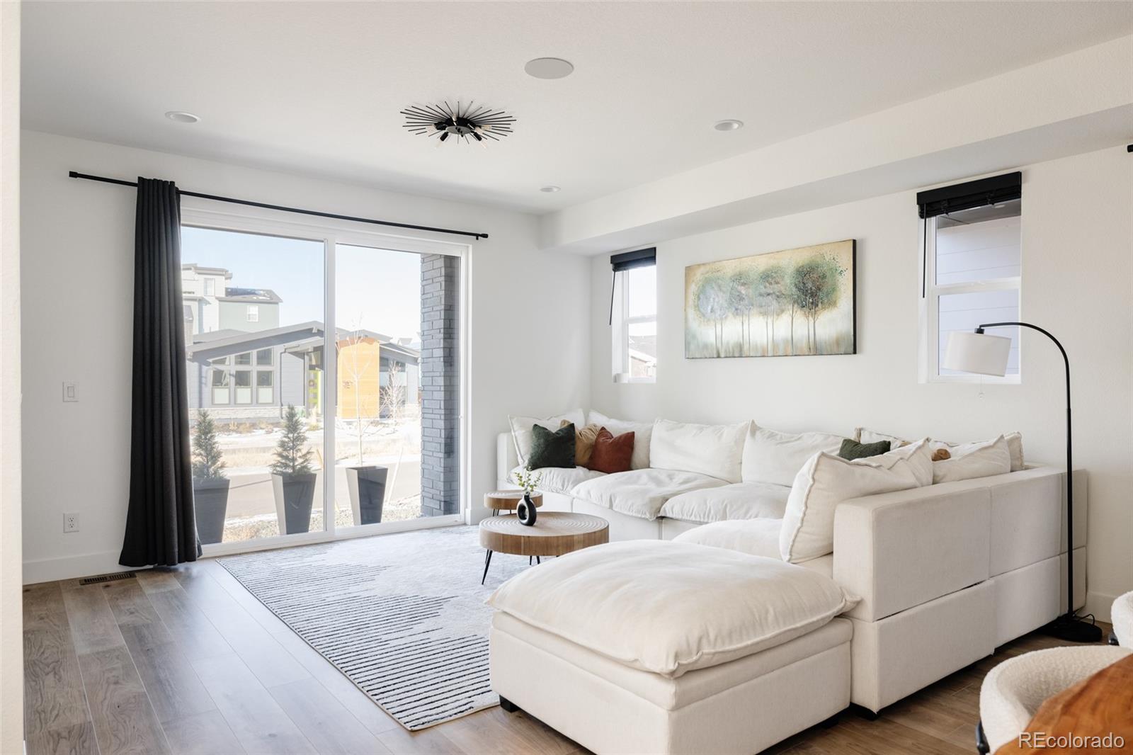 6202 N Galena Street