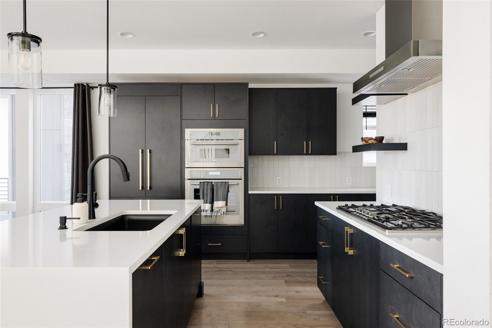 6202 N Galena Street