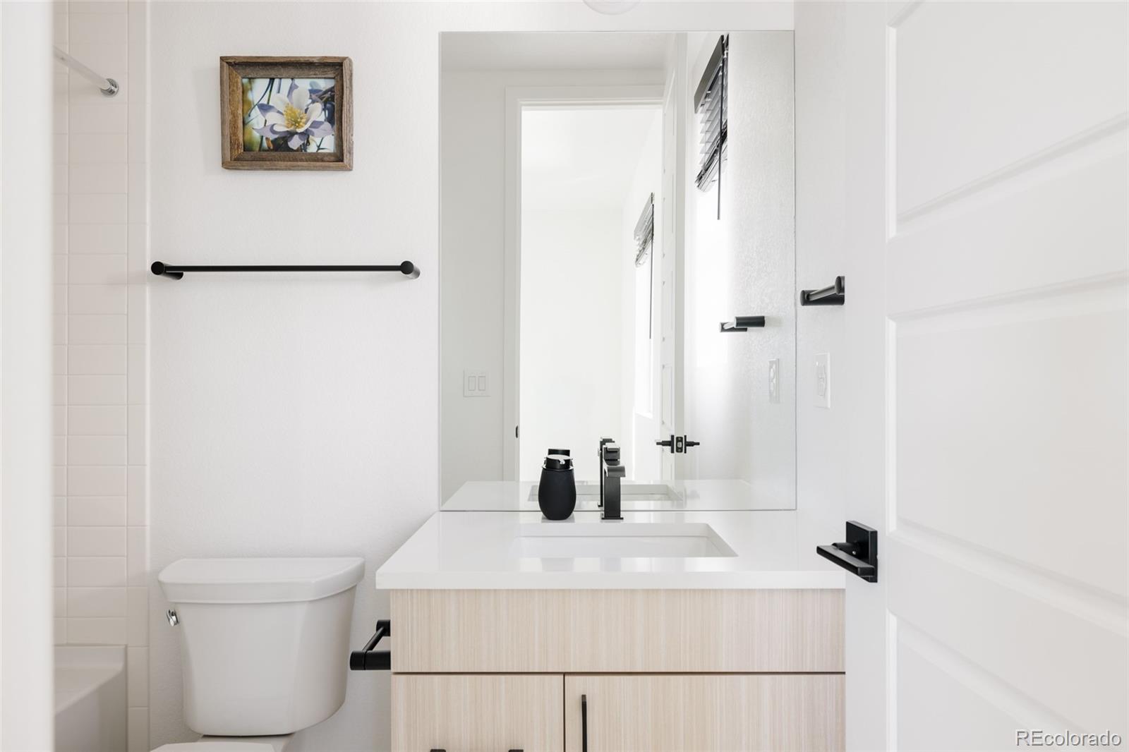 6202 N Galena Street