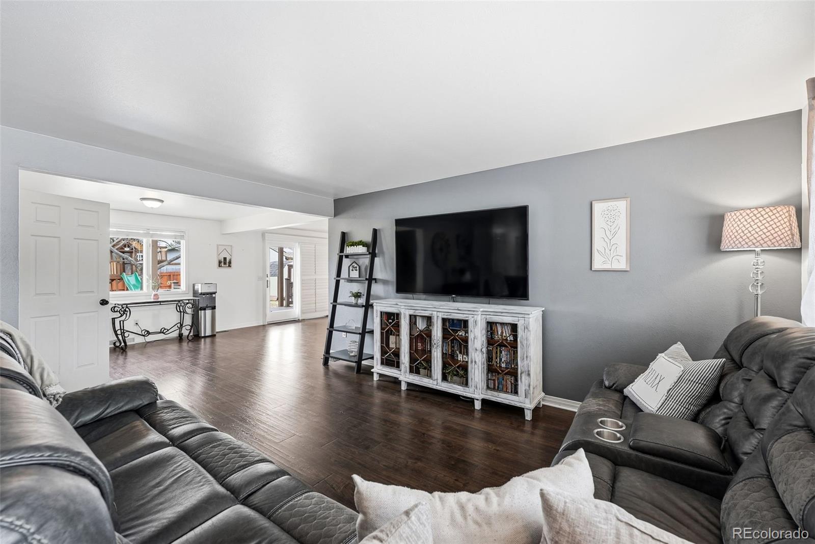 7932 S Otis Court