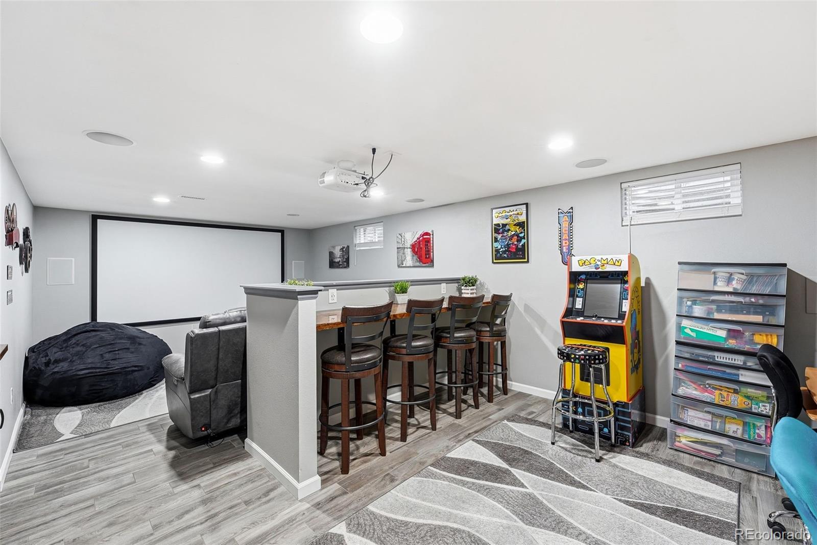7932 S Otis Court