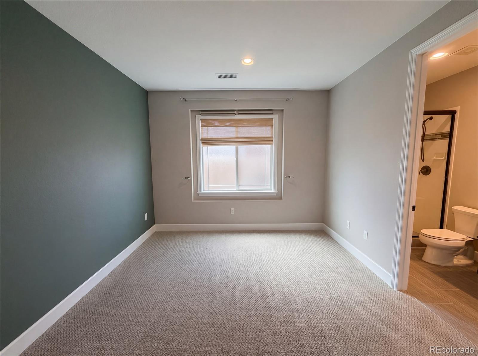 60 Sandalwood Way