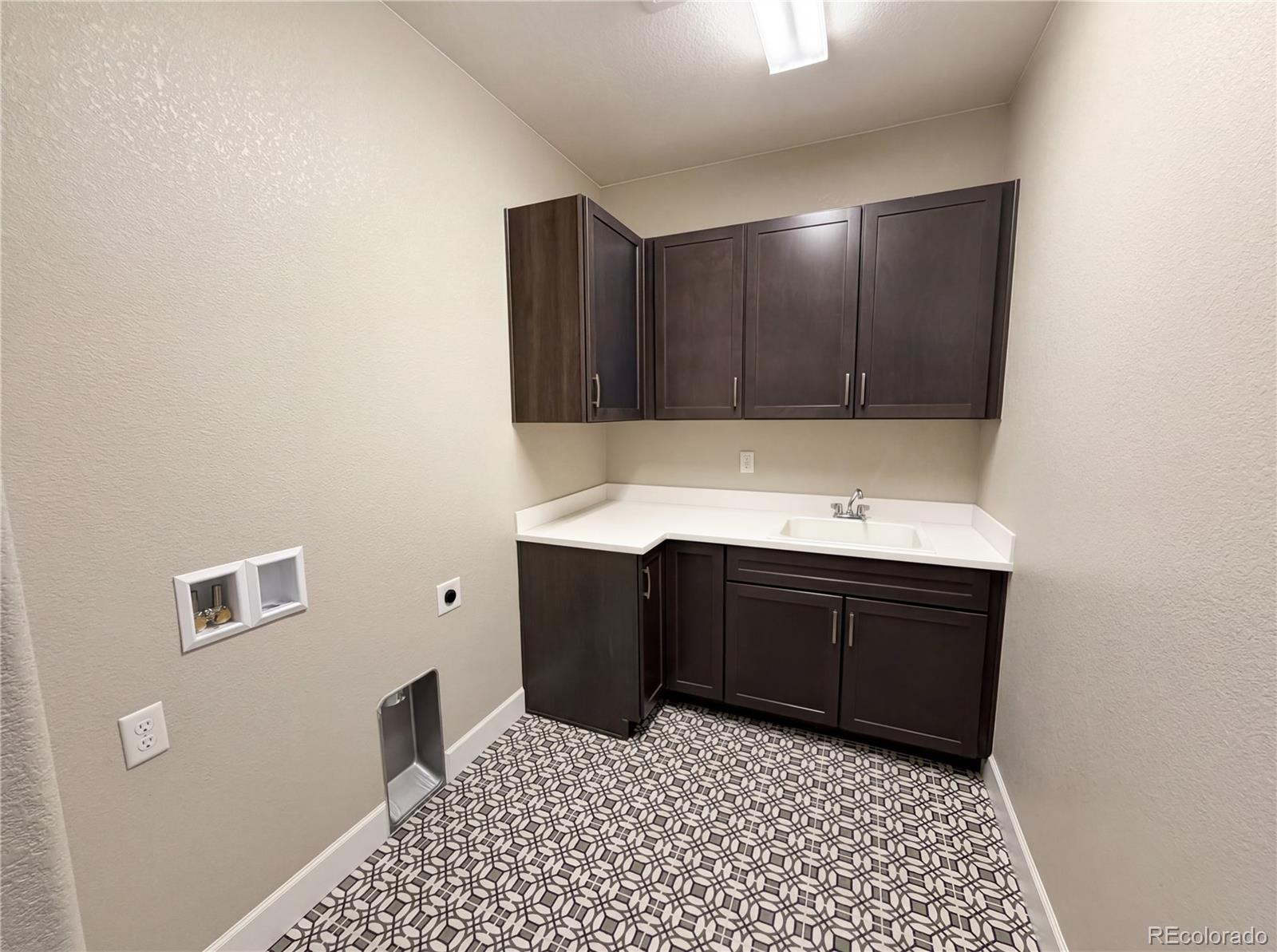 60 Sandalwood Way