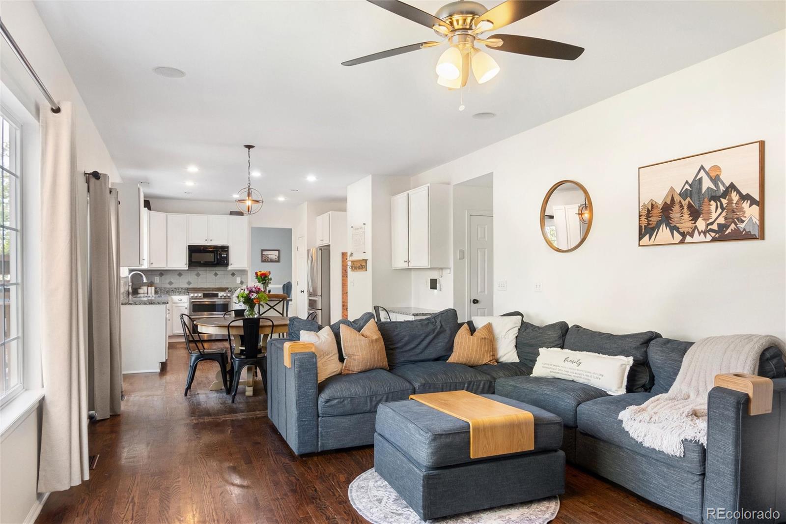 9705 S Hackberry Street