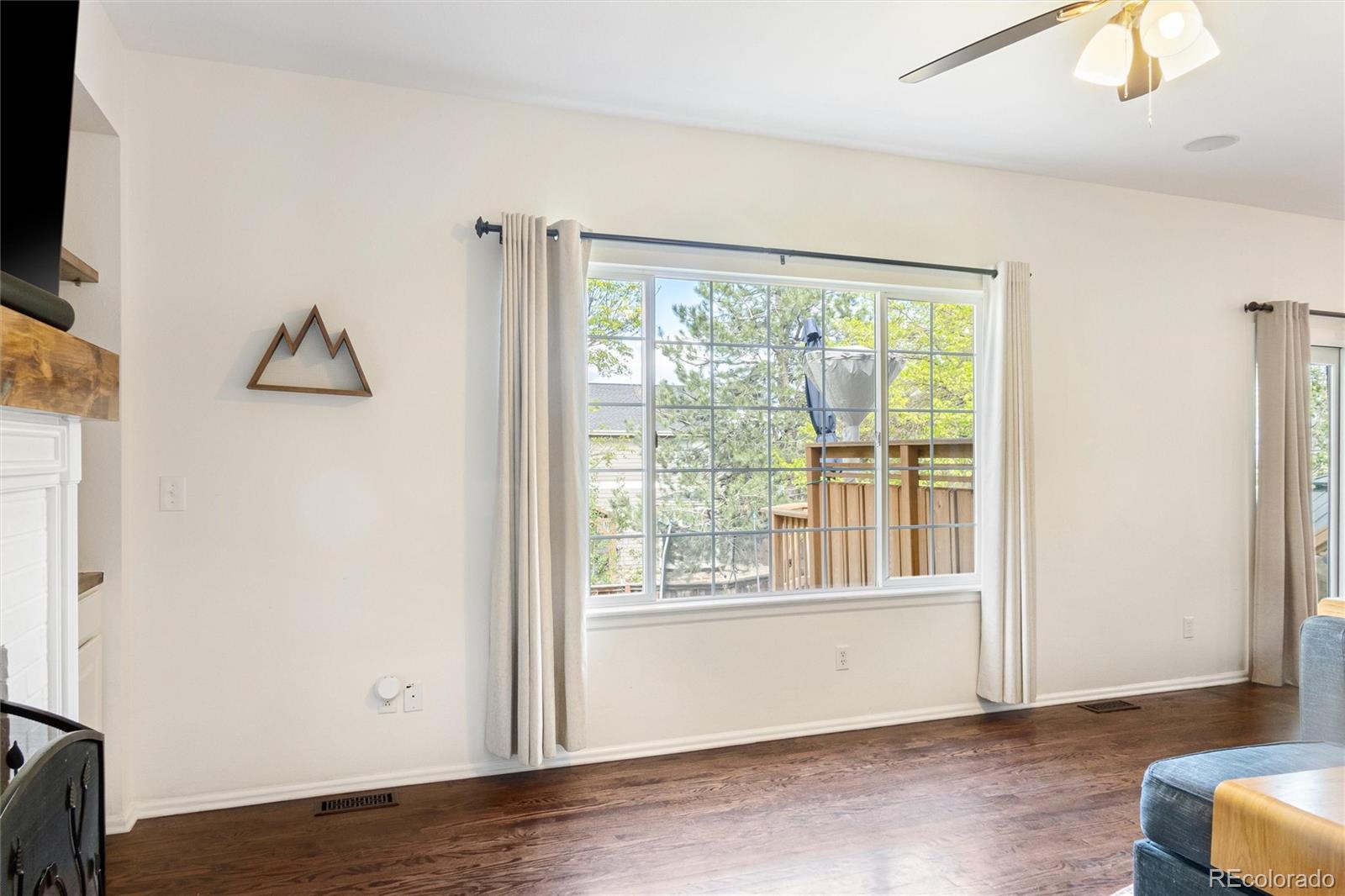 9705 S Hackberry Street