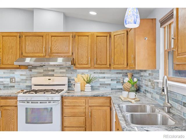 880 Hummer Drive