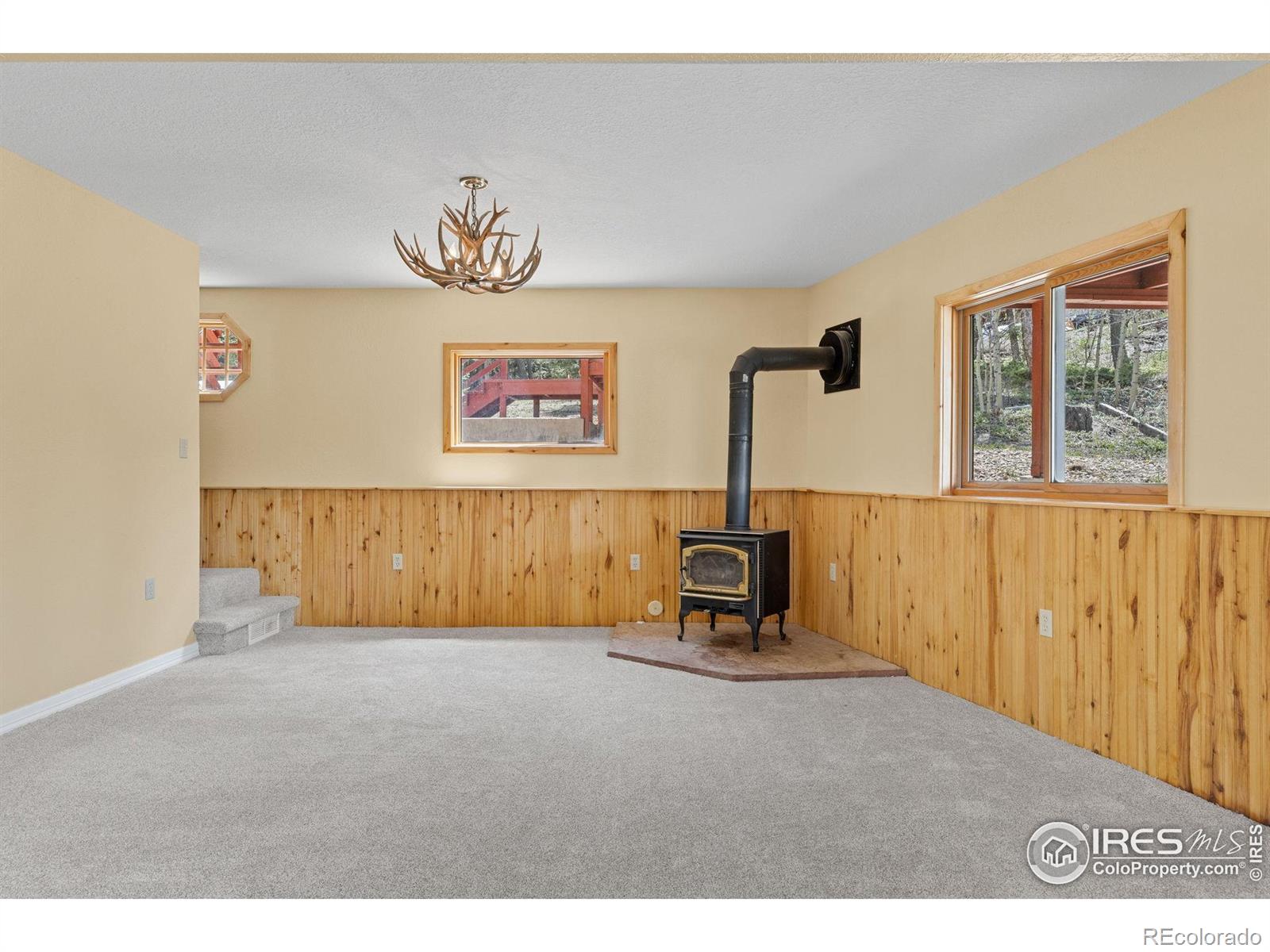 880 Hummer Drive