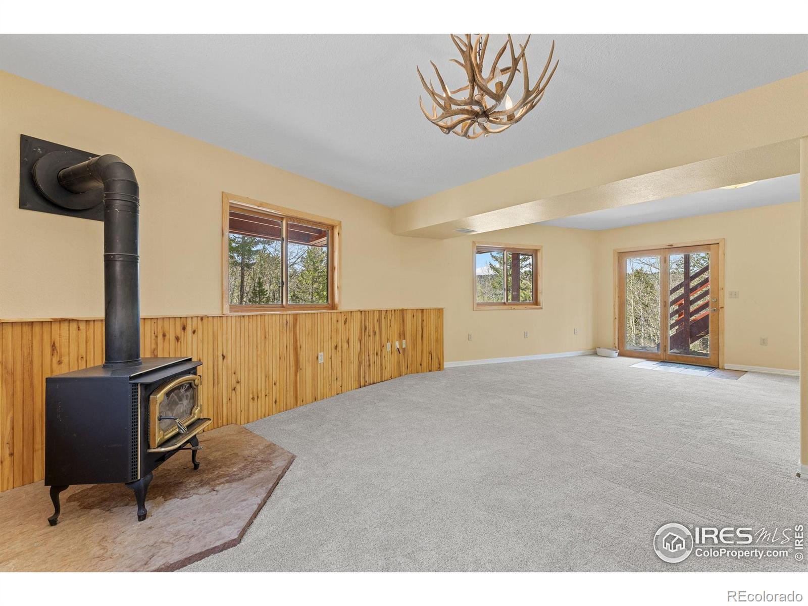 880 Hummer Drive