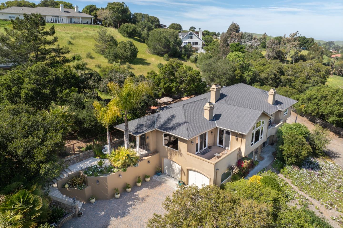 109 Corral De Tierra RD