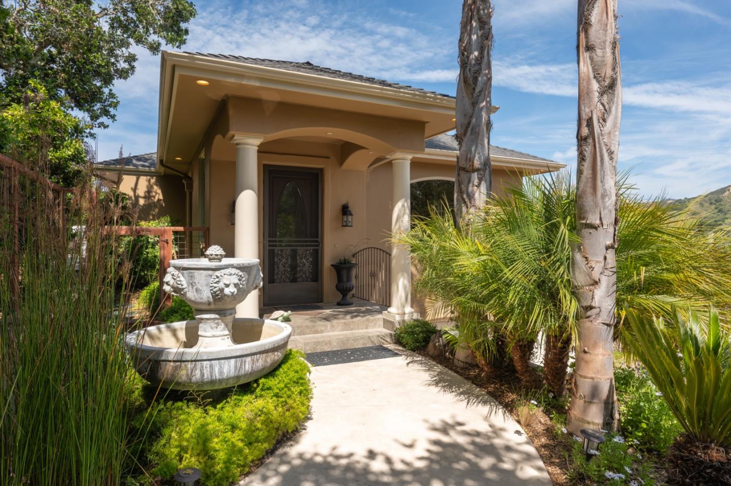 109 Corral De Tierra RD