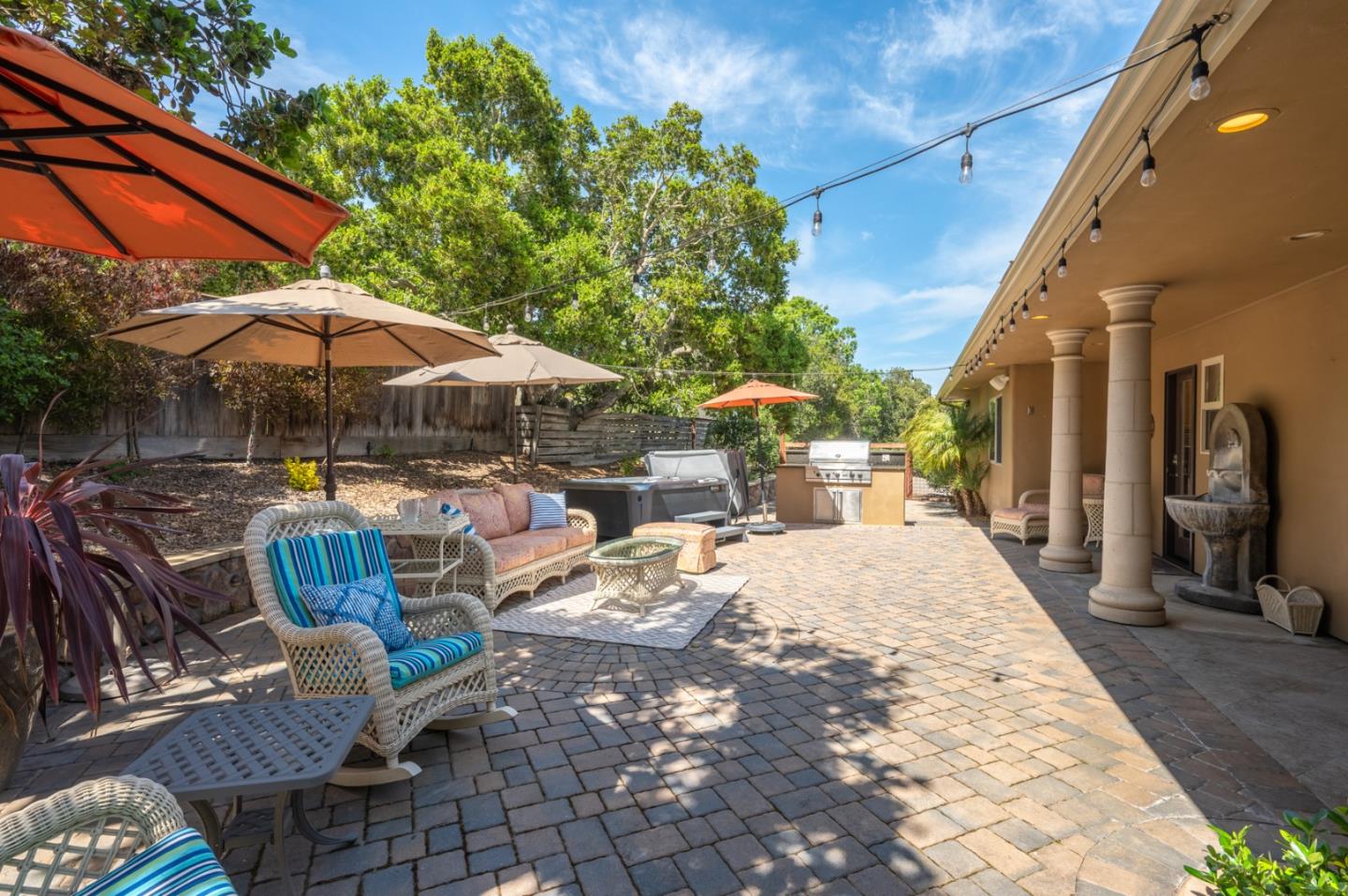 109 Corral De Tierra RD