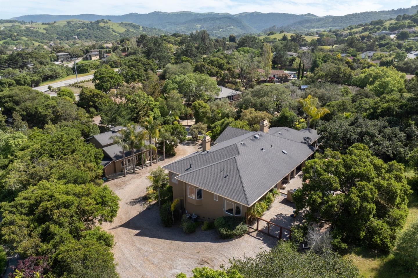 109 Corral De Tierra RD