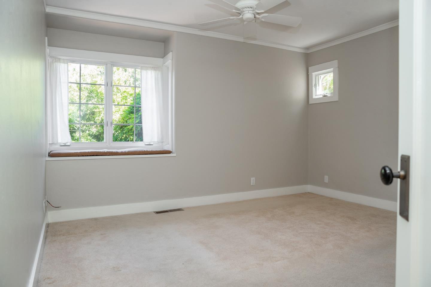 313 Walnut ST