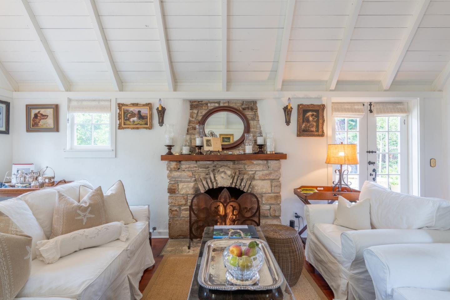 0 Junipero 2 NW of 3rd AVE