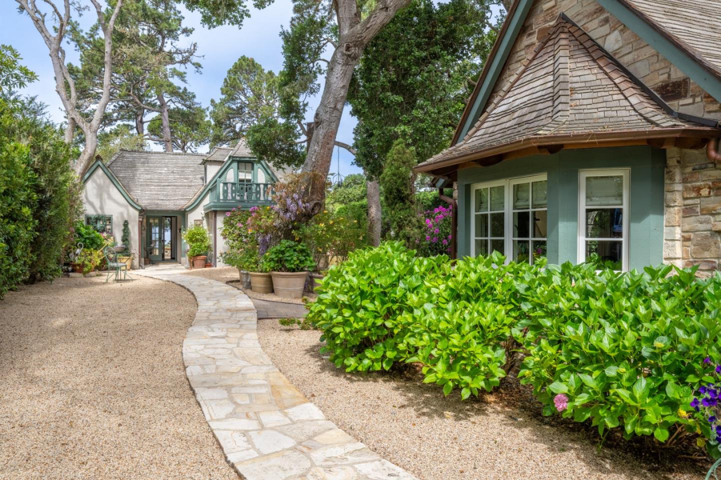 0 Junipero 2 NW of 3rd AVE