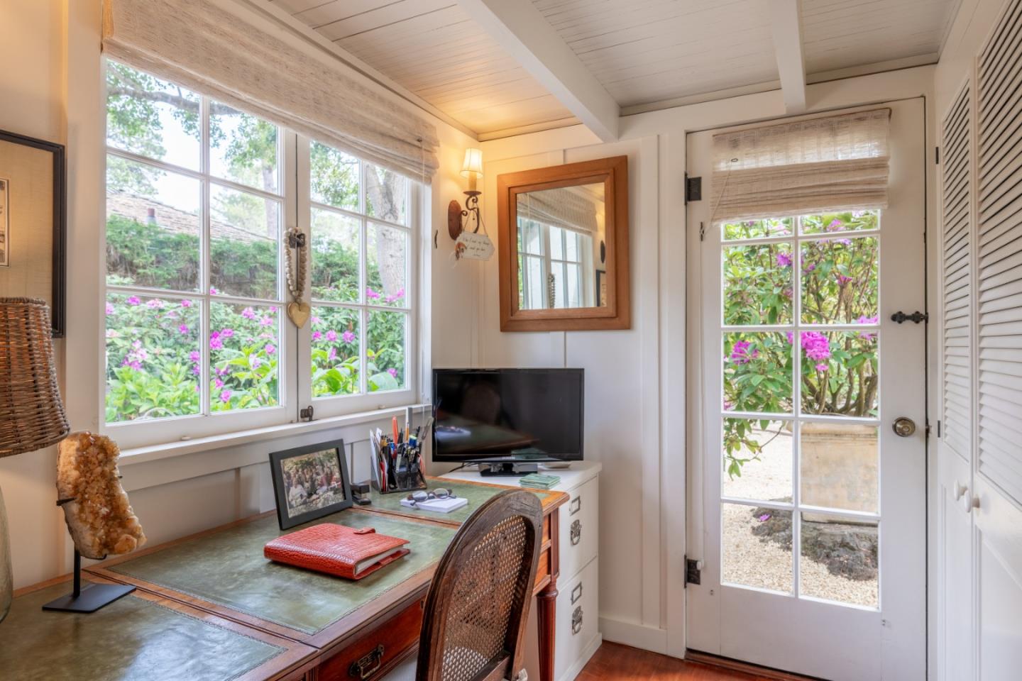 0 Junipero 2 NW of 3rd AVE