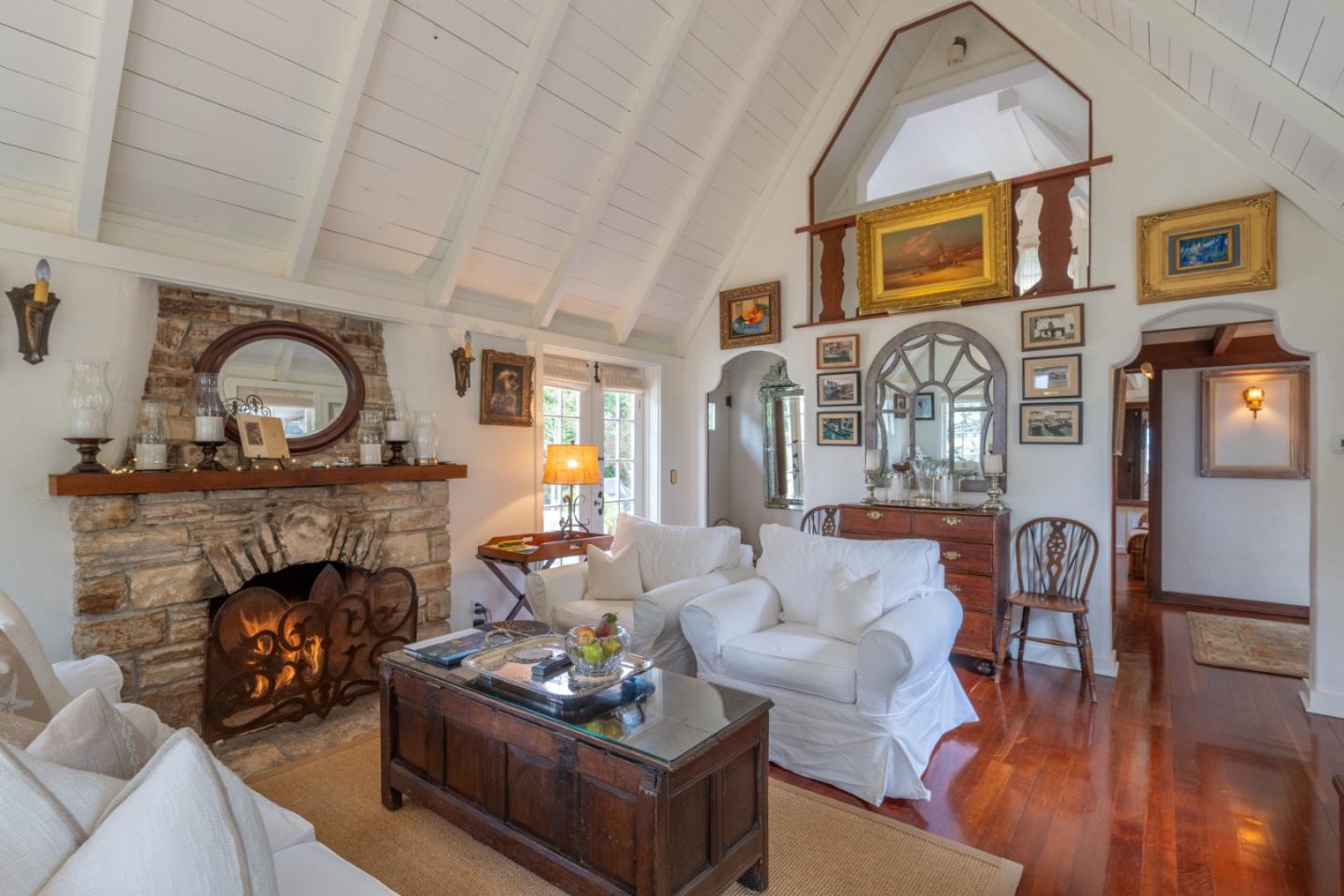 0 Junipero 2 NW of 3rd AVE