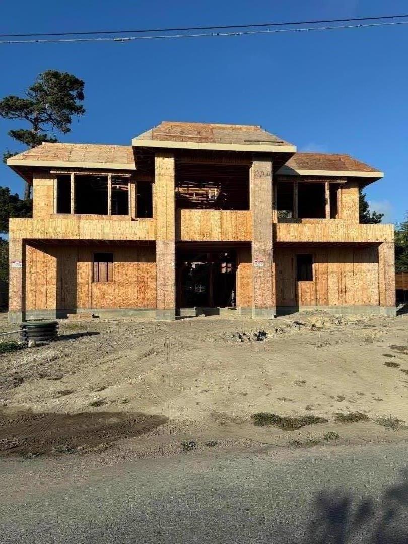 1029 Rodeo Road