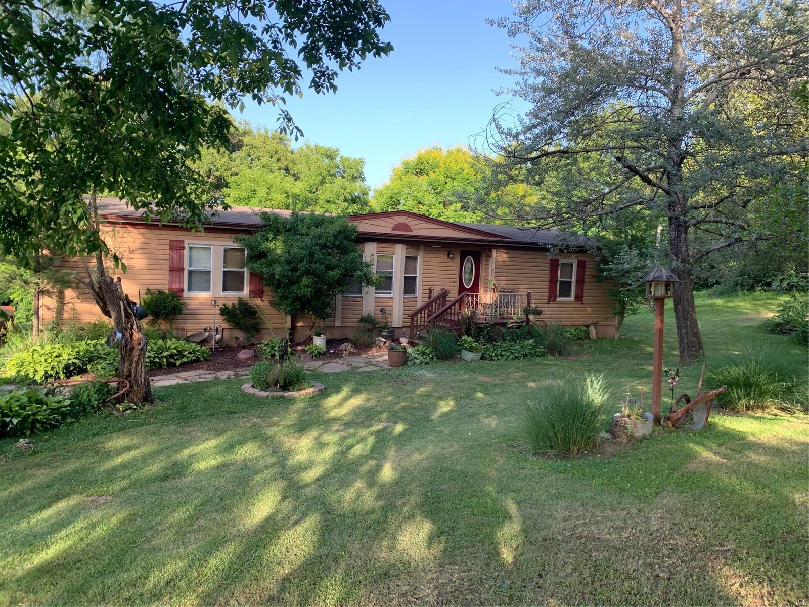 9123 Woodland Trail Drive