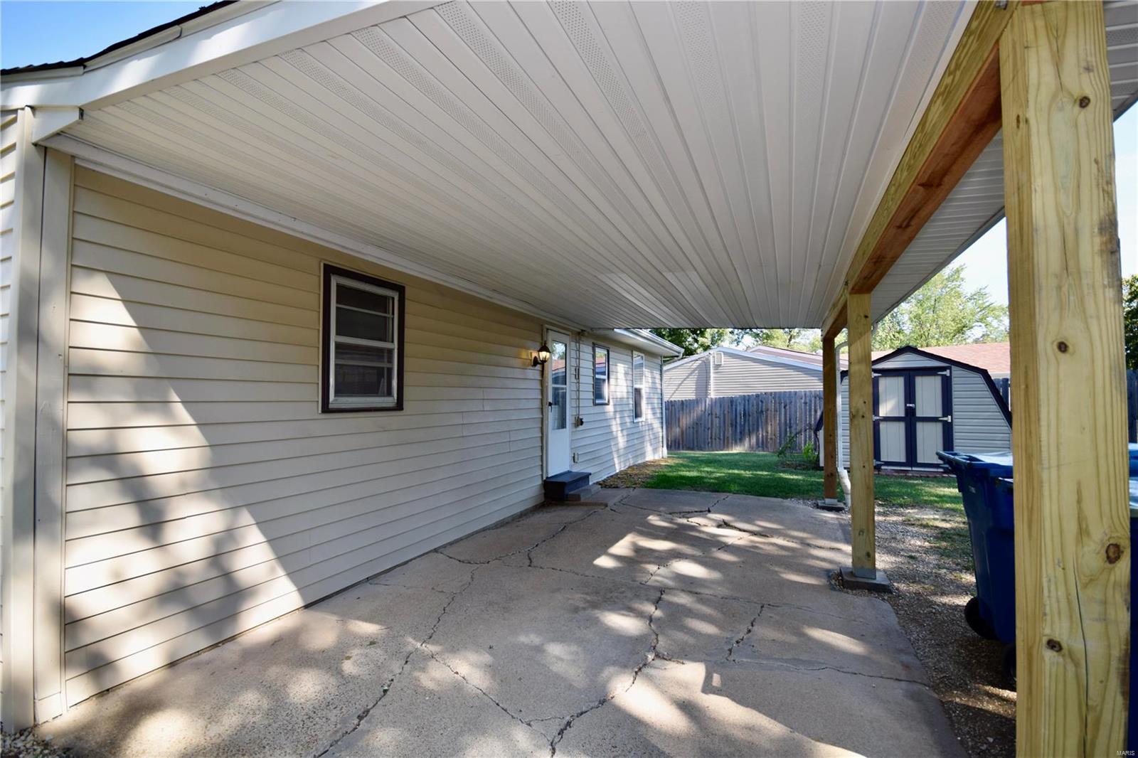4652 ELM Drive