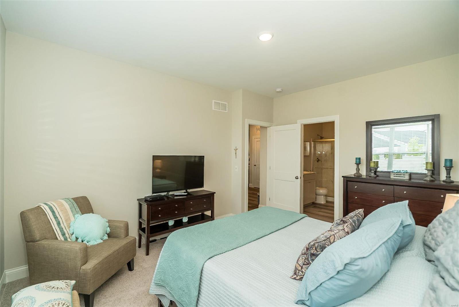 4 Bounty Point Drive