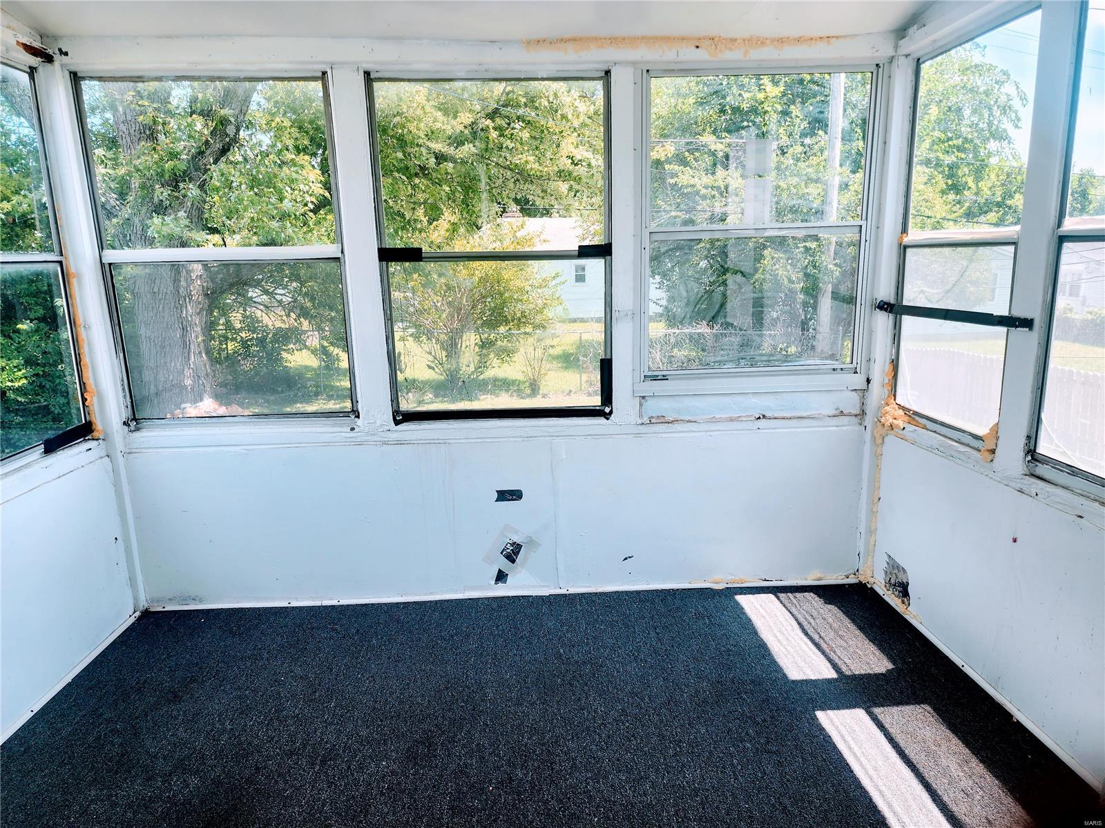5614 Lucas And Hunt Road