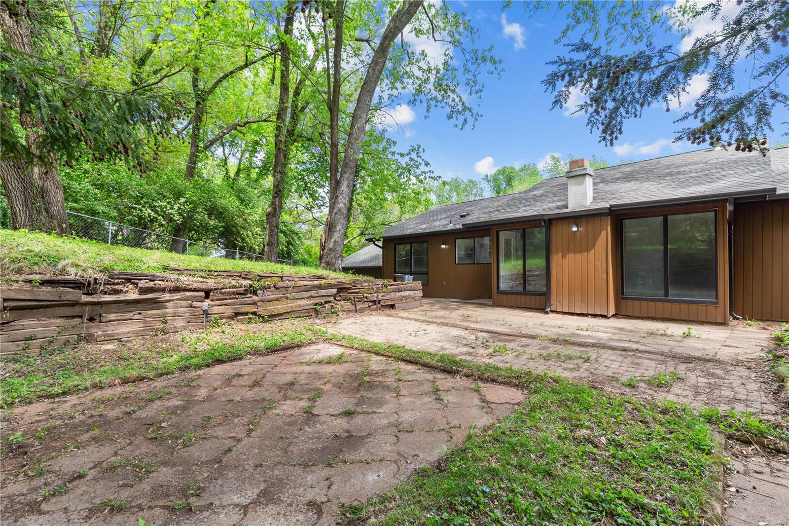 5040 Wolverton Drive