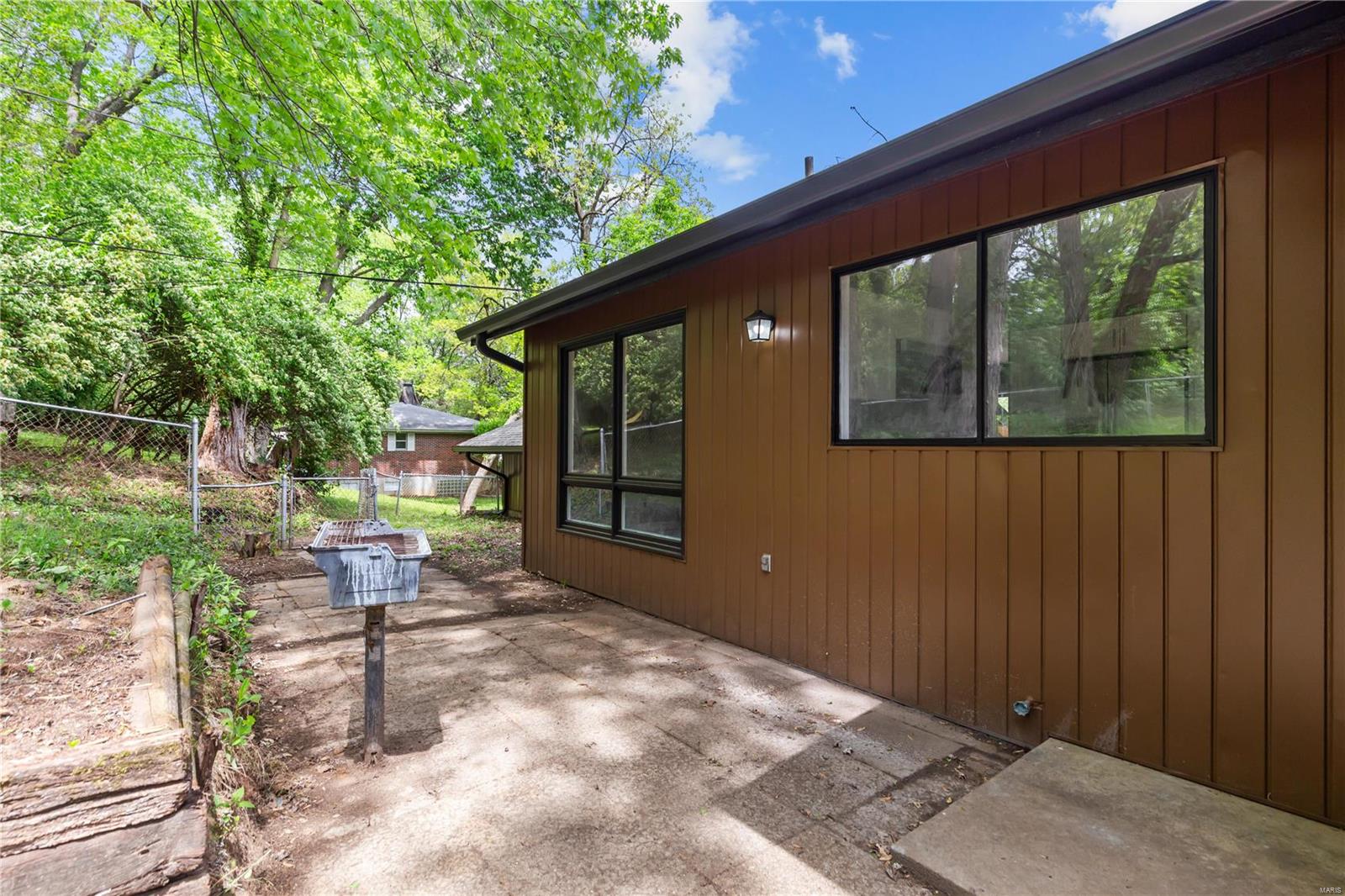 5040 Wolverton Drive