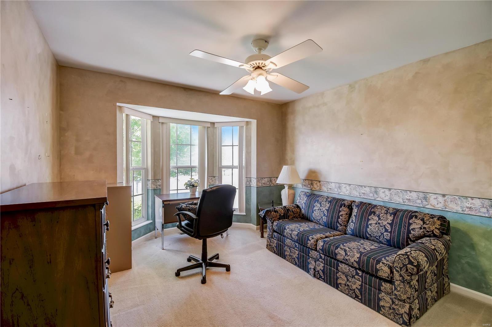 12 Twelve Oaks Court Unit: 8D