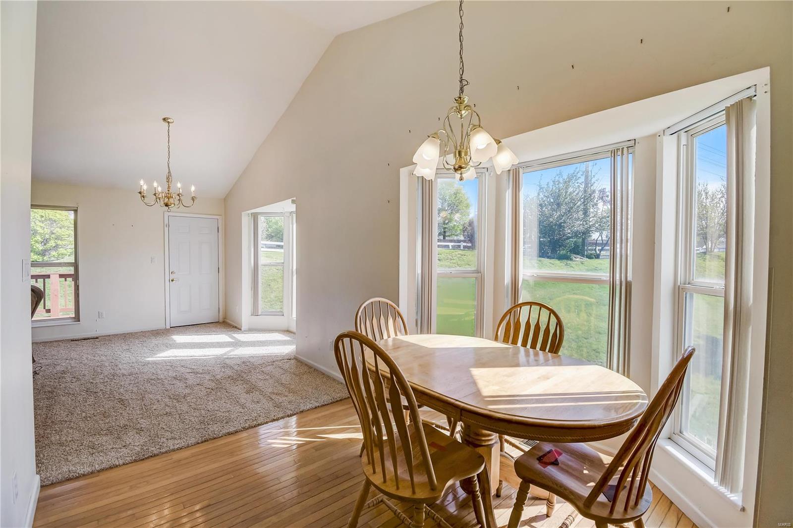 12 Twelve Oaks Court Unit: 8D