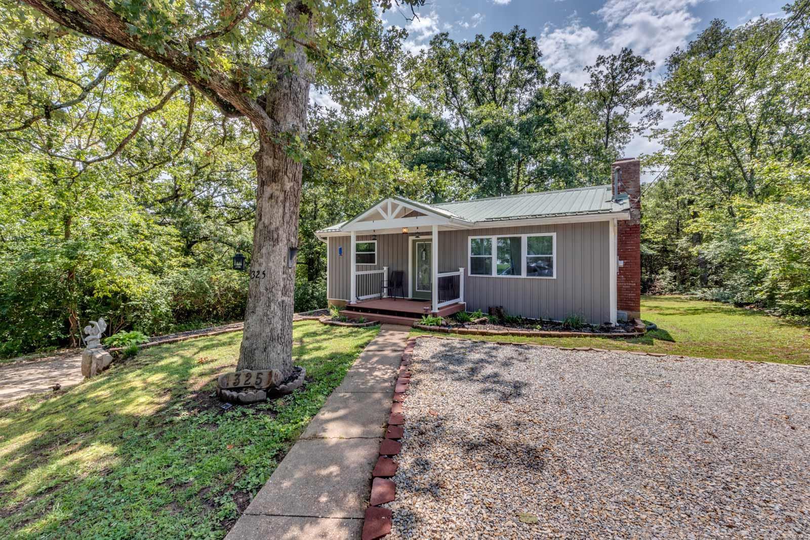 325 Themistocles Place