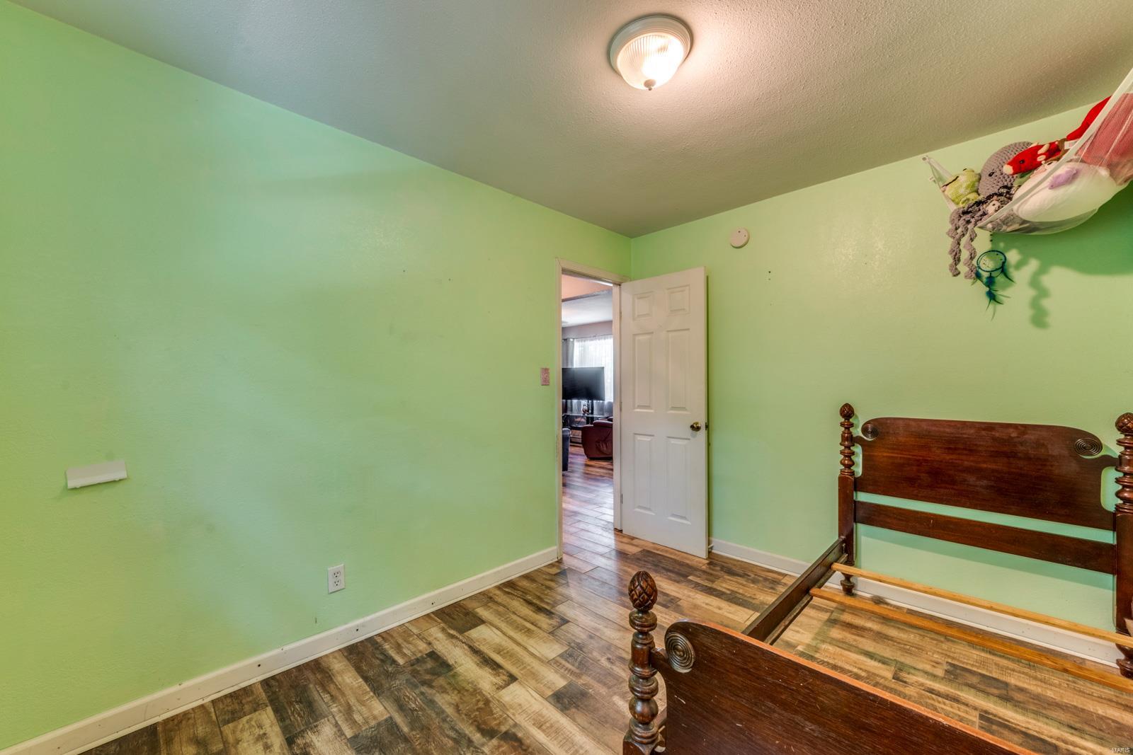 325 Themistocles Place