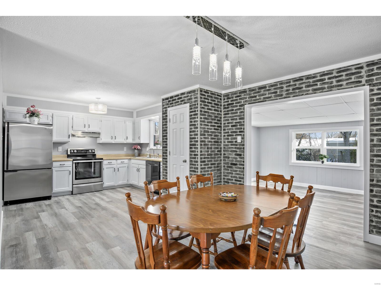 2135 Devonshire Drive