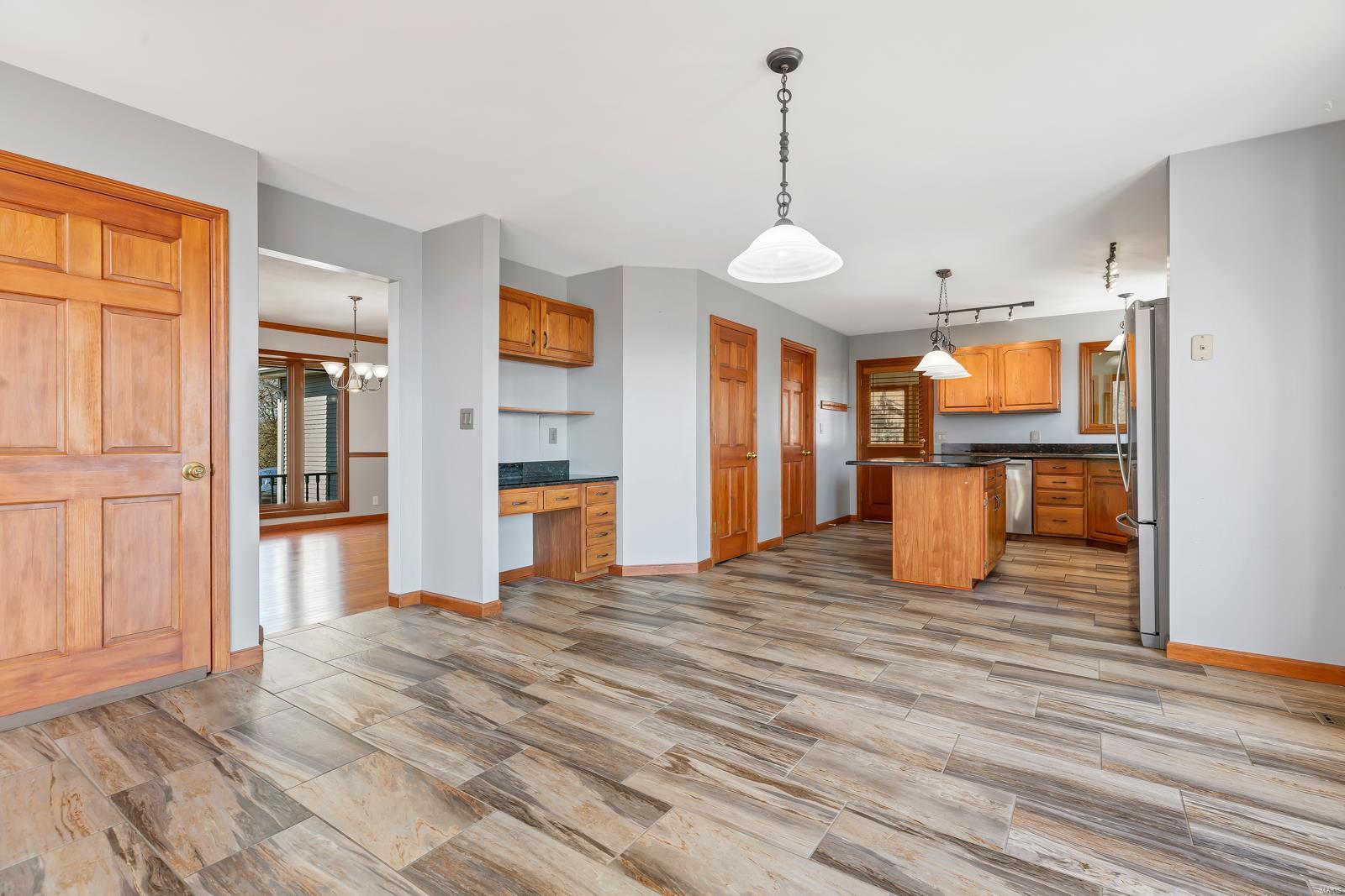 1362 Parkspur Lane