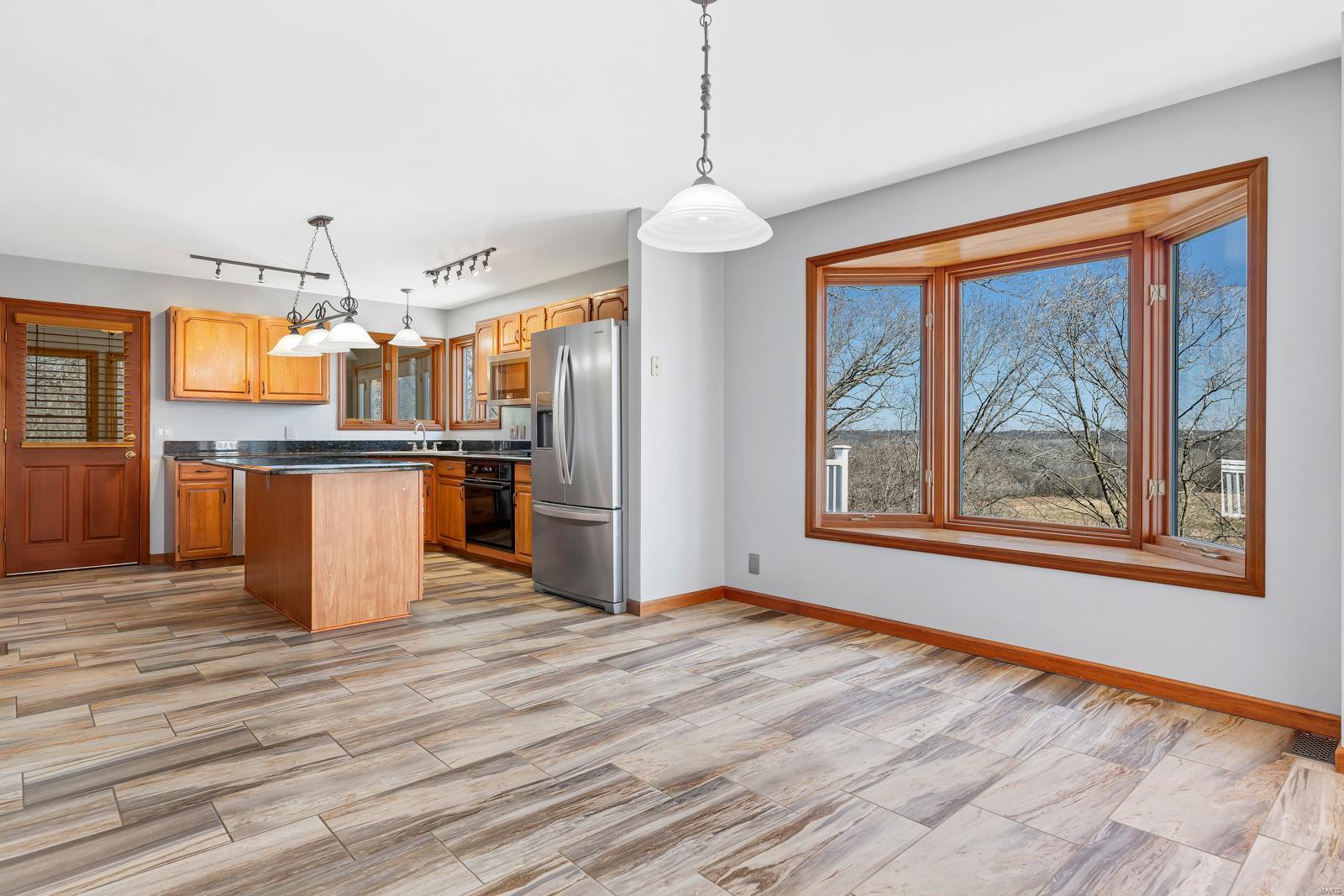 1362 Parkspur Lane