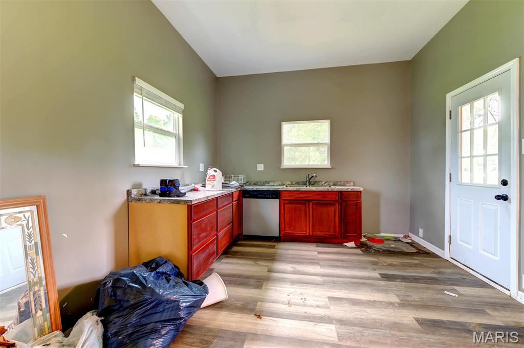 402 W 2nd Street