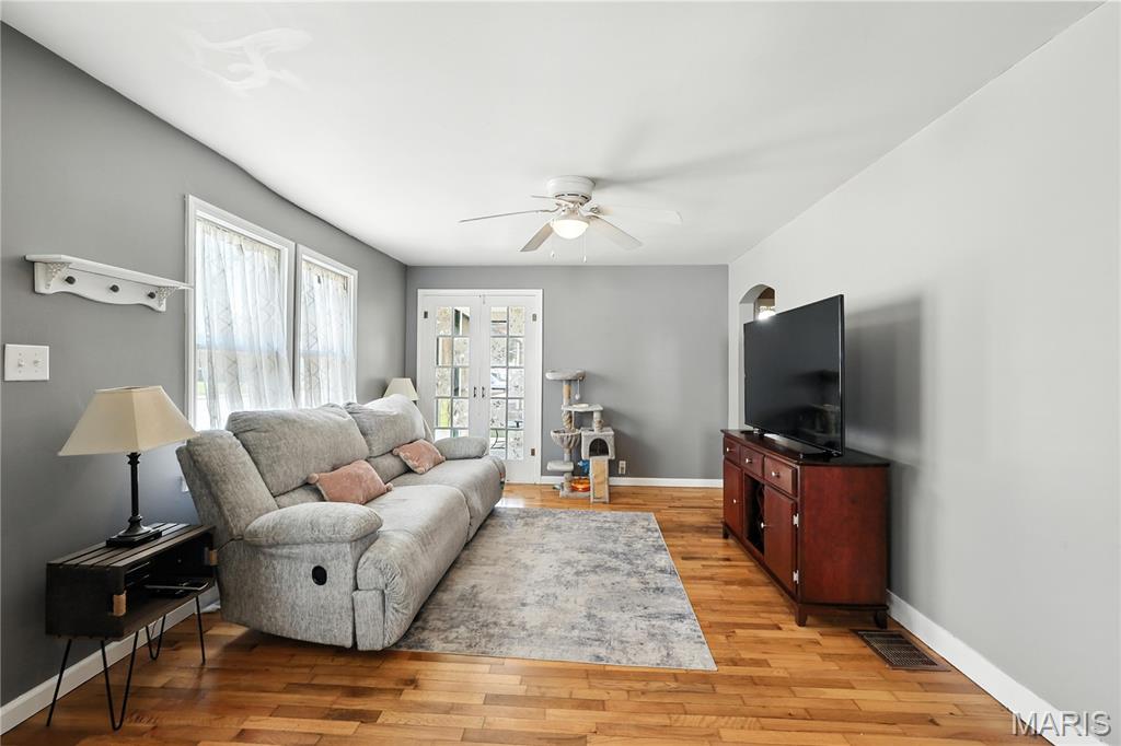 800 N 6th Street