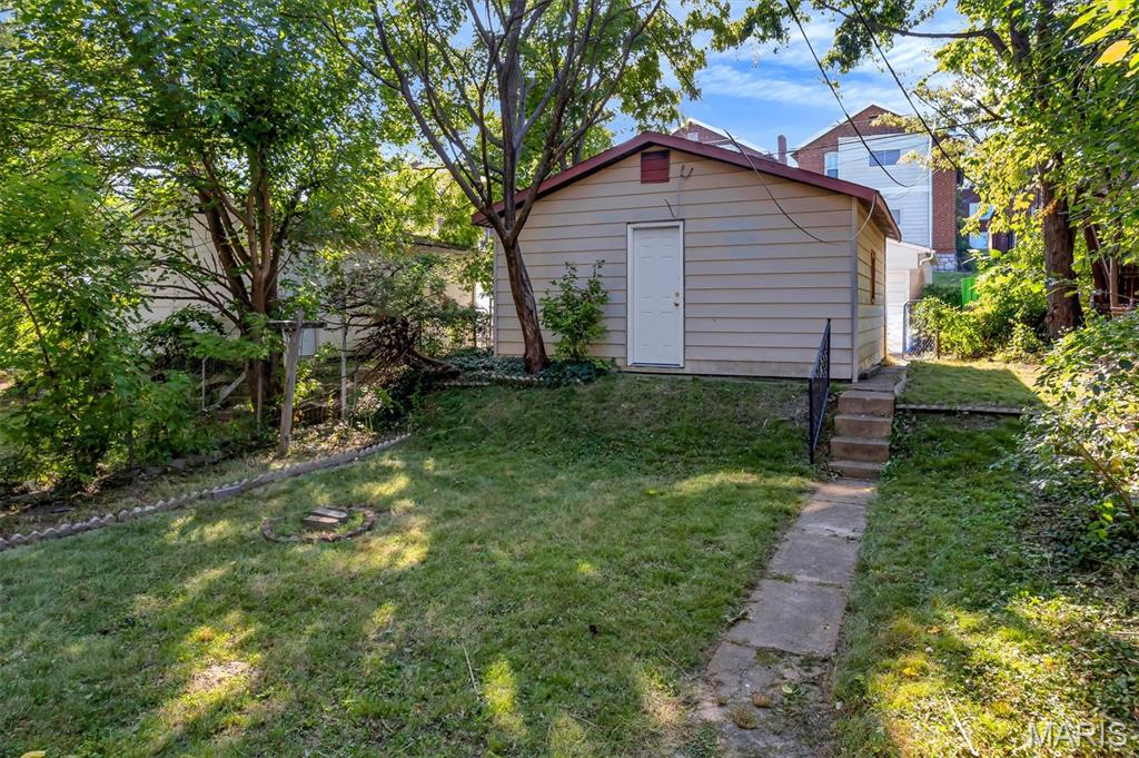 4242 S 38th Street