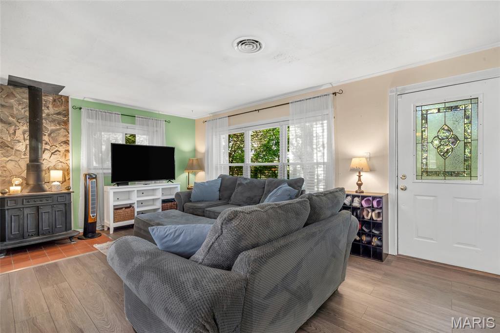 109 N Lake Drive