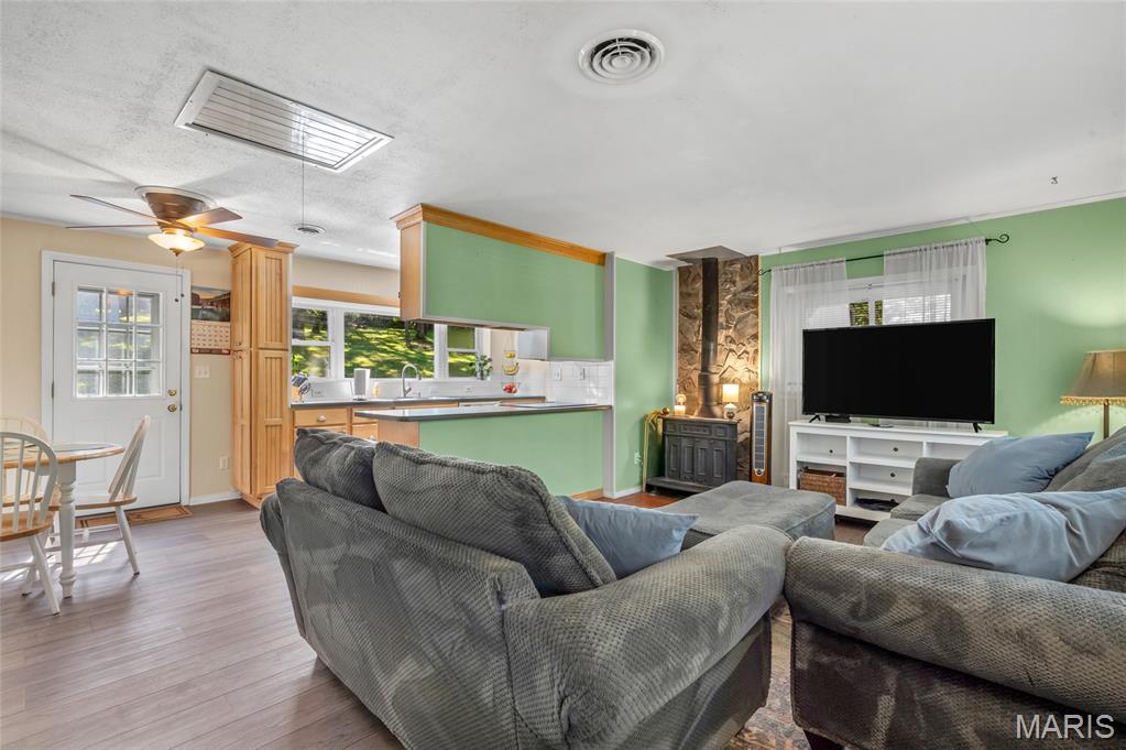 109 N Lake Drive