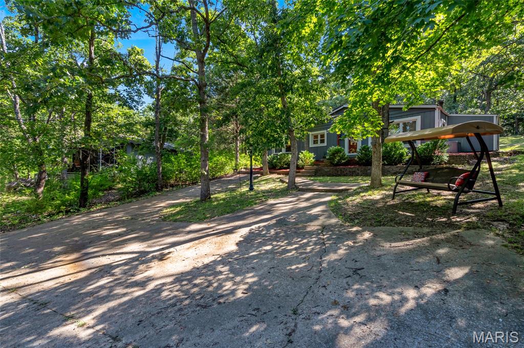 109 N Lake Drive
