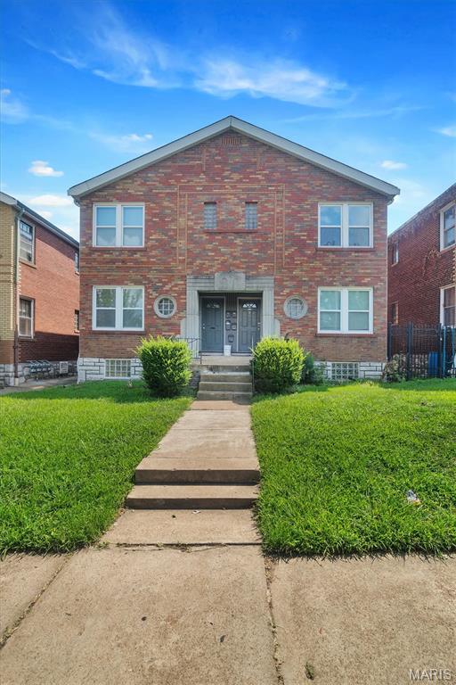 3718 Chippewa Street